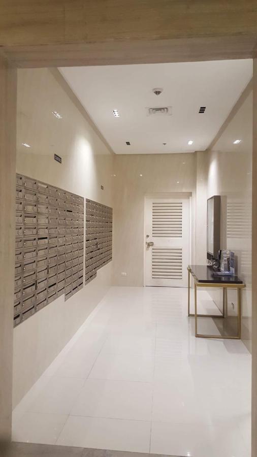 101 Newport Condo C2 Manilla Buitenkant foto
